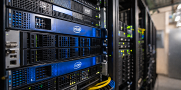 Intel snaps its losing streak: what is driving the rebound?